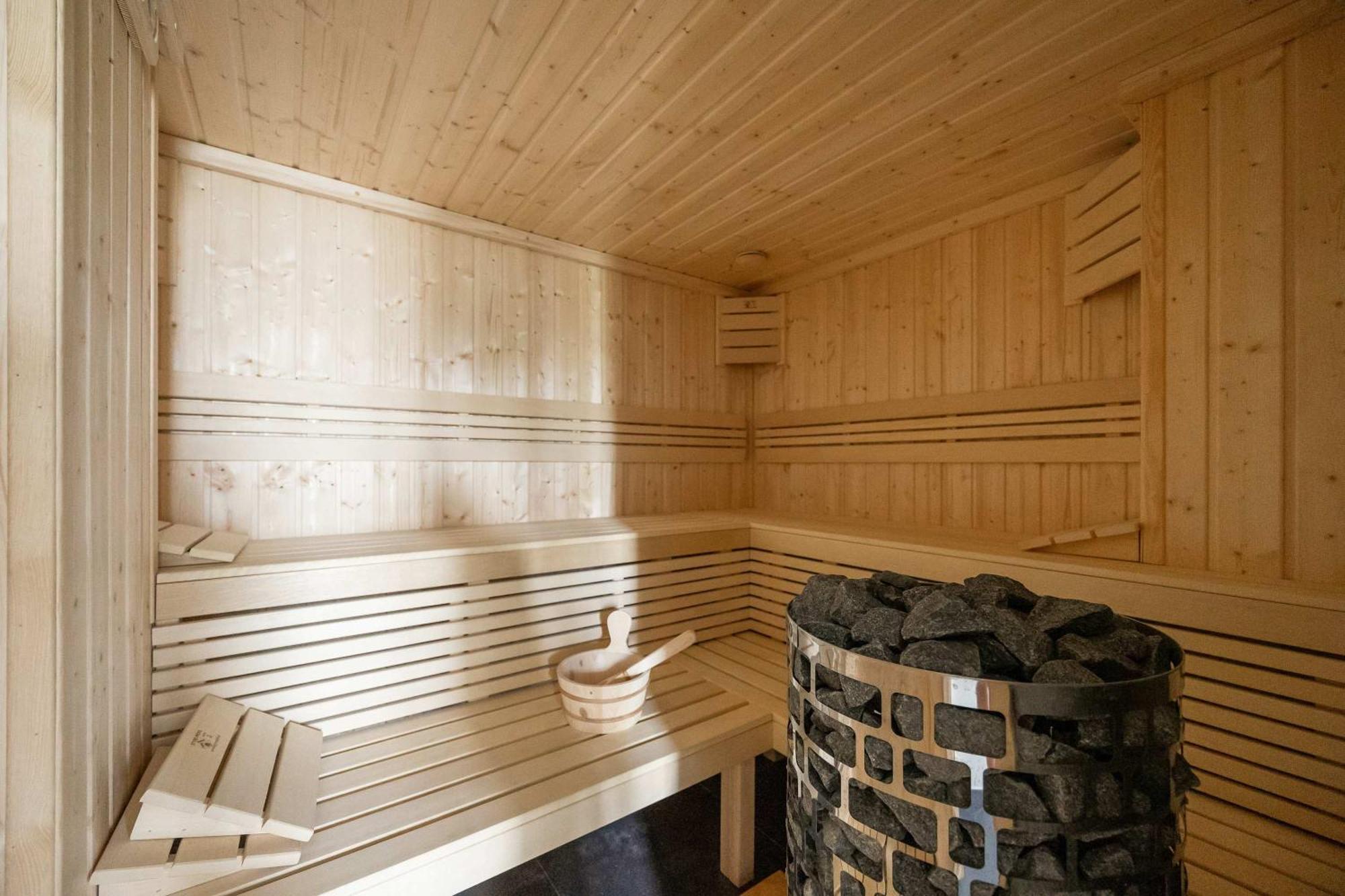 Apartment Sarmacka Wilanow With Parking, Sauna & Gym By Noclegi Renters Varsóvia Exterior foto